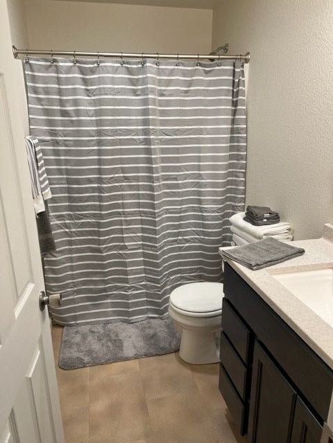 Down Stairs Bathroom_edit